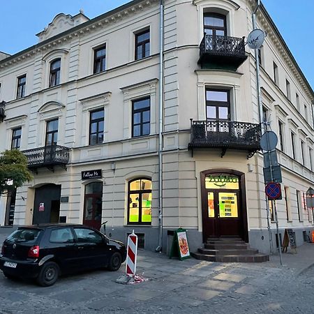 Apartamenty Luczkowskiego Z Widokiem Na Studnie 4 Chełm Buitenkant foto