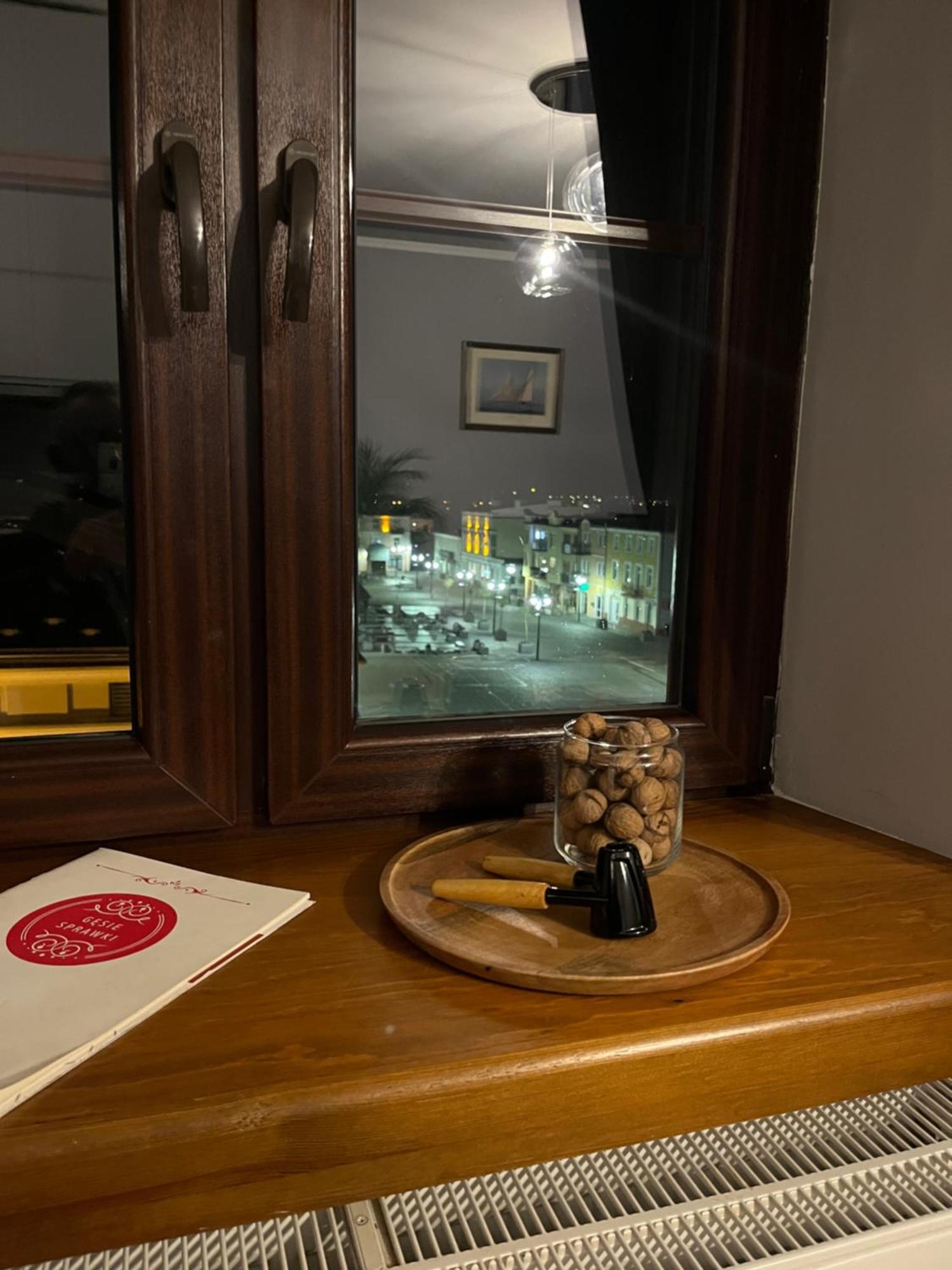 Apartamenty Luczkowskiego Z Widokiem Na Studnie 4 Chełm Buitenkant foto