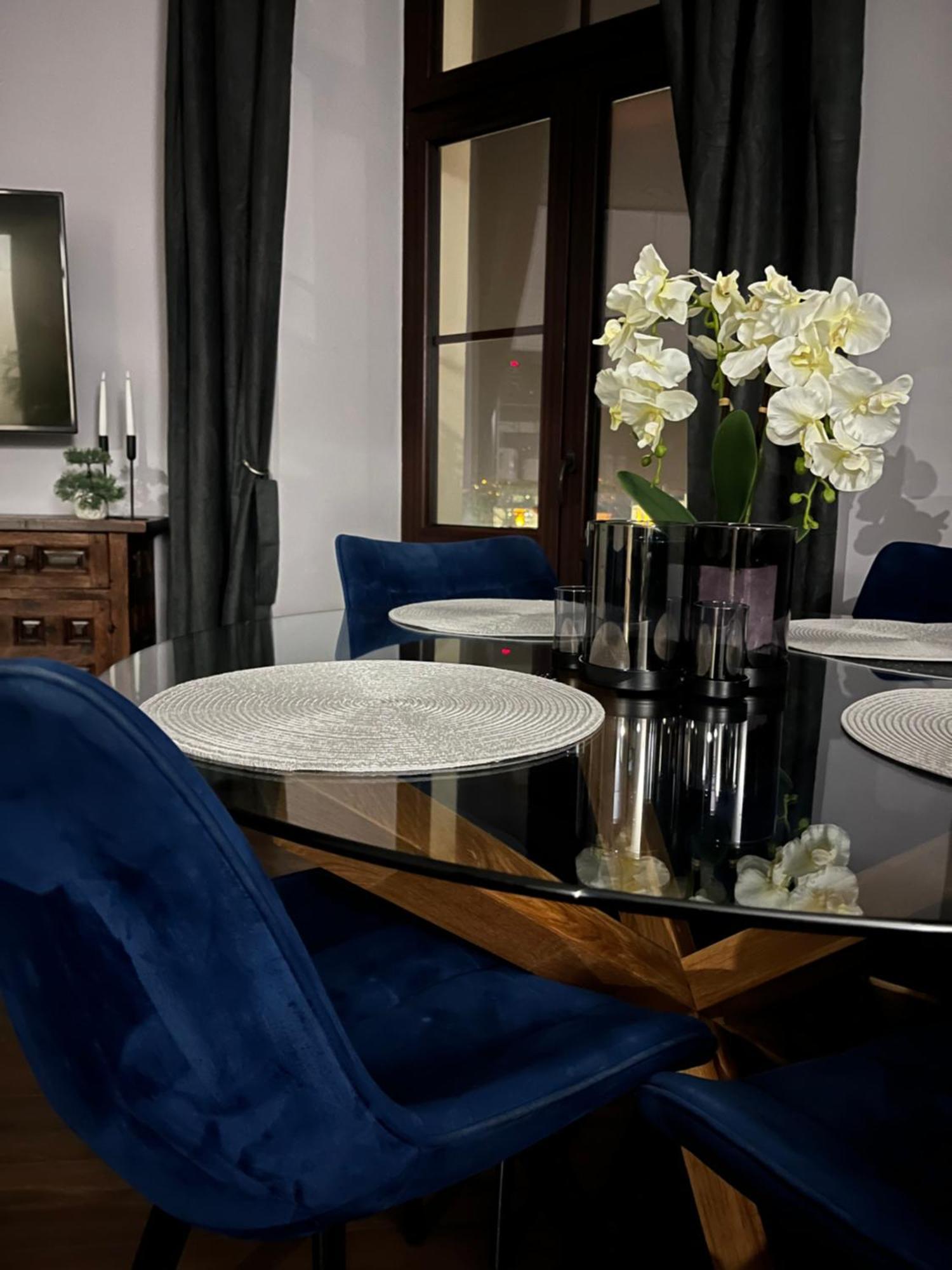 Apartamenty Luczkowskiego Z Widokiem Na Studnie 4 Chełm Buitenkant foto