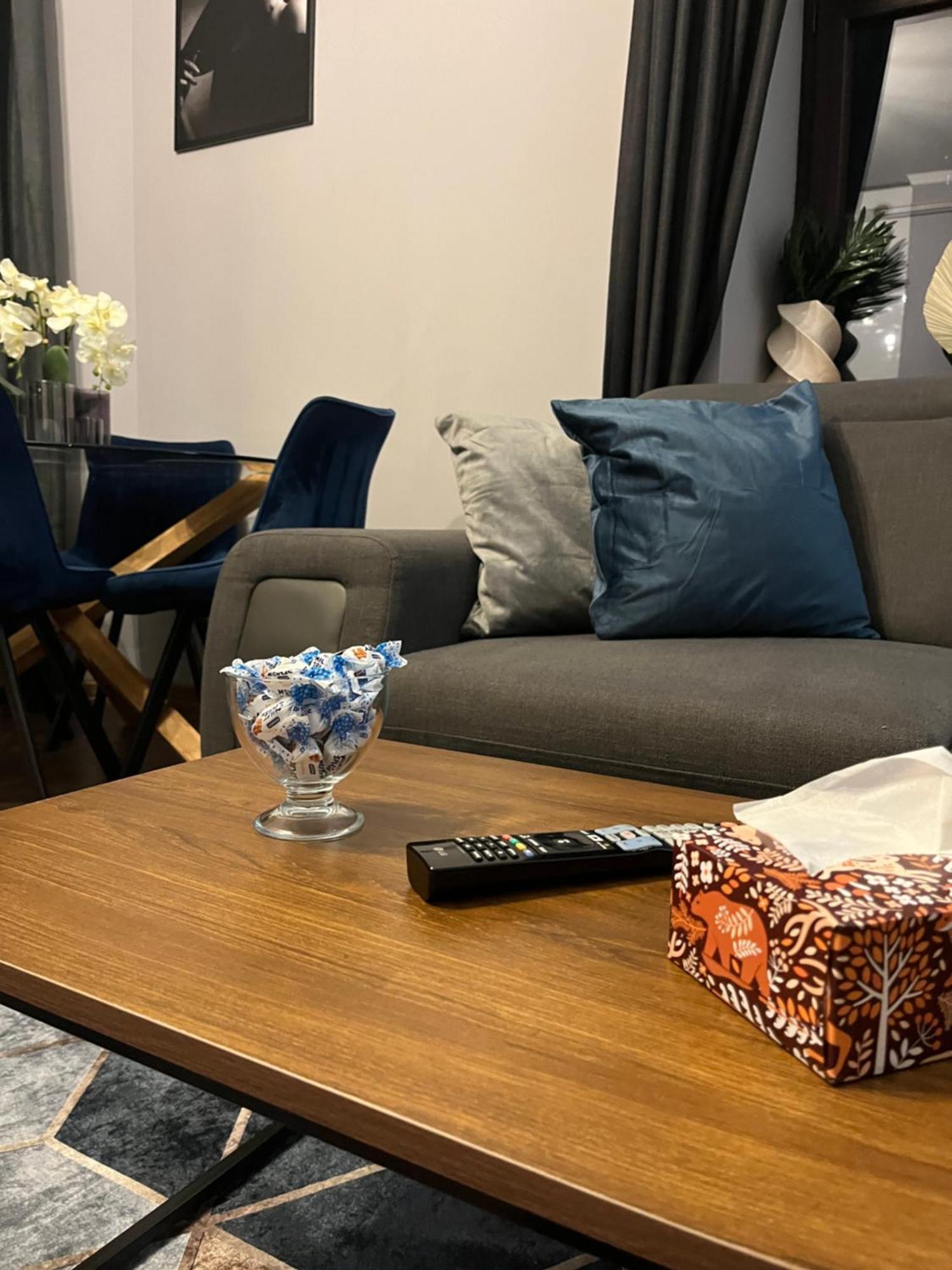 Apartamenty Luczkowskiego Z Widokiem Na Studnie 4 Chełm Buitenkant foto