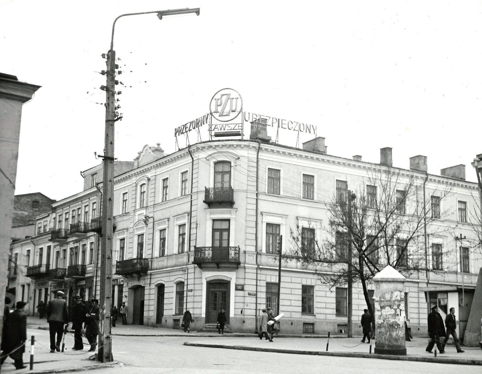 Apartamenty Luczkowskiego Z Widokiem Na Studnie 4 Chełm Buitenkant foto